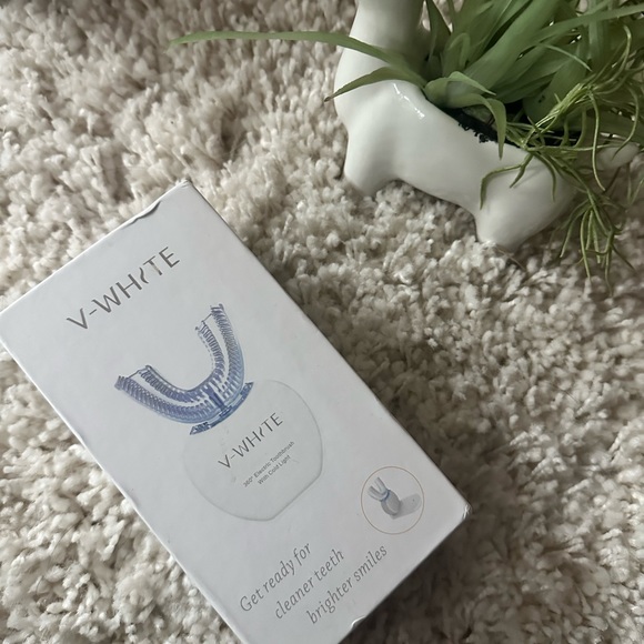 Other - V-White Electric Toothbrush: Whitening Tool. New Ultrasonic U-Shaped Too…